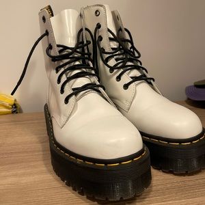 Doc Marten Jadon Boots